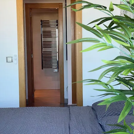 Duplex With Sea View フィネストラット